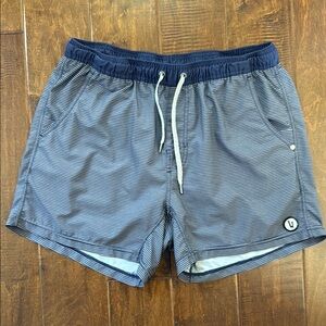 Vuori Men’s Kore 5” Lined Short